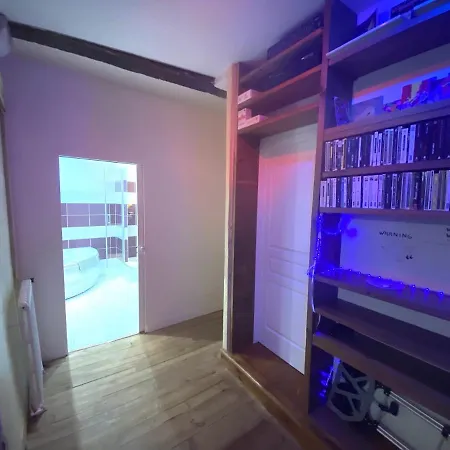 منزل للإقامة Floydroom's Hotes Dans Partage Proche Chateau بو